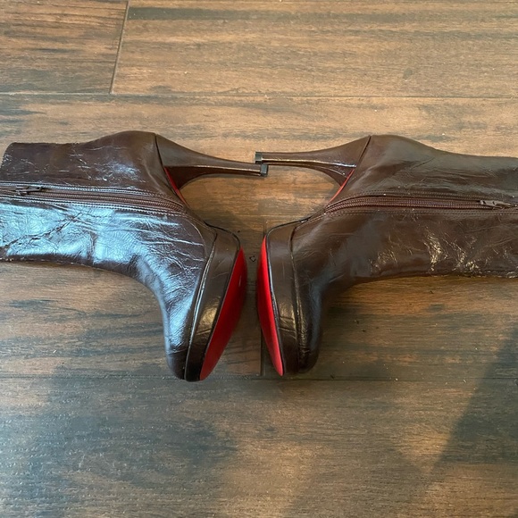 MICHAEL ANTONIO BOOTIES - Picture 2 of 10